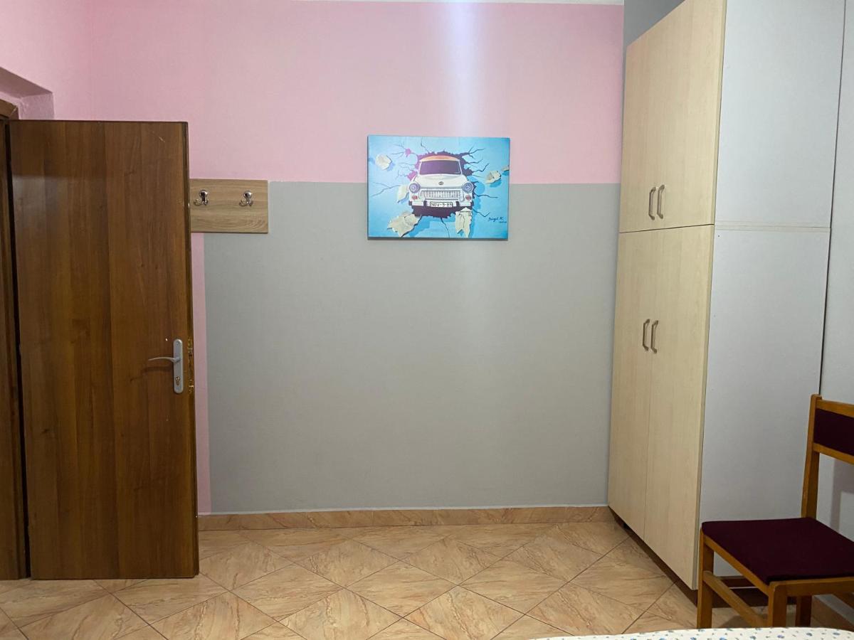 Guesthouse Sense Tirana Extérieur photo