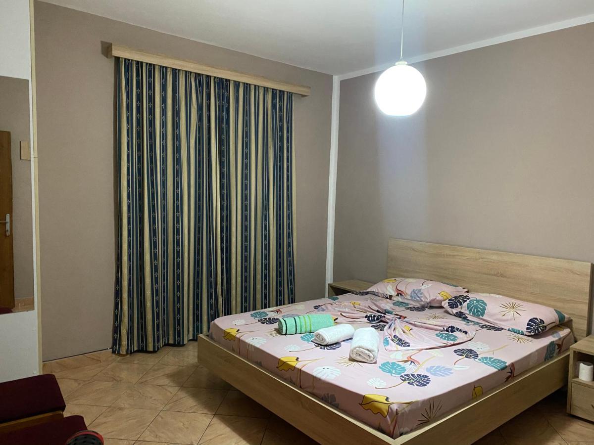 Guesthouse Sense Tirana Extérieur photo